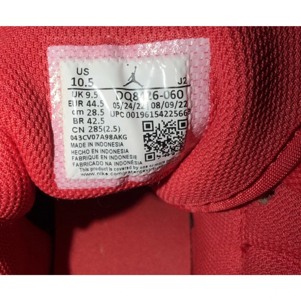 Nike Air Jordan 1 Mid Alternate Bred Sneakers 10.5